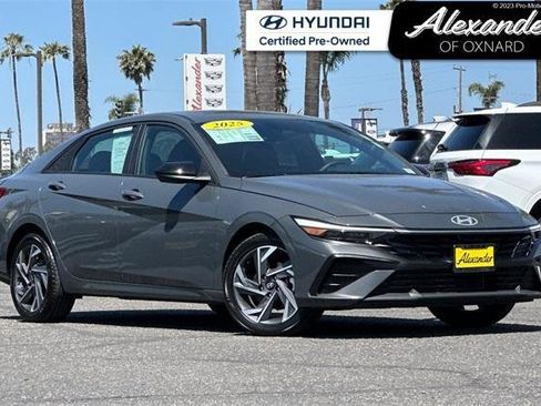 Certified 2025 Hyundai Elantra Sport image 1