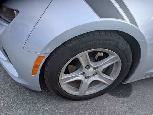 Used 2017 Chevrolet Camaro LT image 2