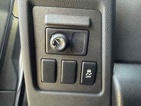 Used 2015 Nissan Rogue S w/ Convenience Package FWD image 27