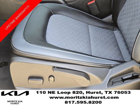 Used 2022 Chevrolet Colorado Z71 AWD/4WD image 26