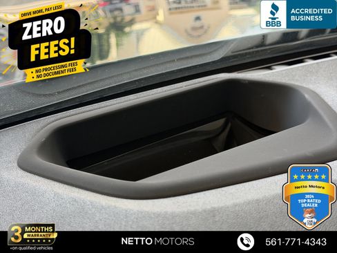 Used 2018 BMW 530i w/ Premium Package RWD image 38