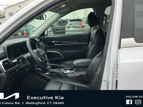 Certified 2023 Kia Telluride S AWD/4WD image 9