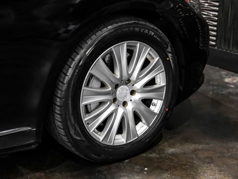 Used 2015 Mercedes-Benz S 550 Sedan image 59