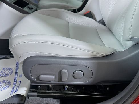 Certified 2024 Hyundai Kona Limited image 20