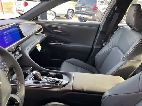 New 2026 Toyota Crown XLE image 12