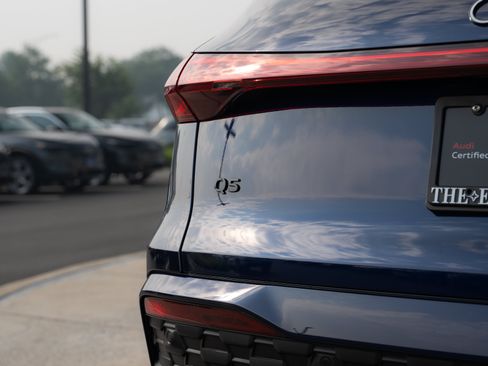 Certified 2025 Audi Q5 Premium w/ Premium Plus AWD/4WD image 30
