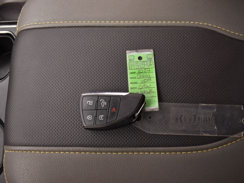 Used 2024 Chevrolet Silverado 1500 ZR2 w/ Technology Package image 19