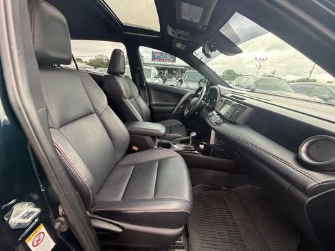 Used 2018 Toyota RAV4 SE w/ Power Extra Value Package AWD/4WD image 23