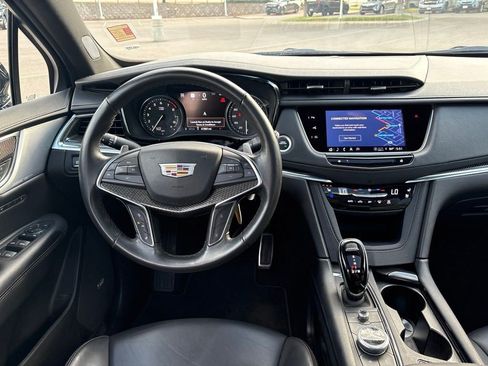 Certified 2023 Cadillac XT5 Sportv w/ Technology Package AWD/4WD image 12