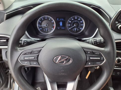 Used 2020 Hyundai Santa Fe SE w/ Cargo Package FWD image 16