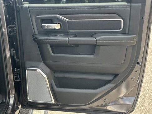 New 2026 RAM 3500 Laramie AWD/4WD image 20