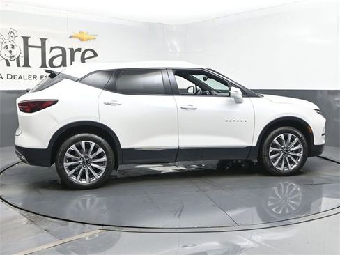 Used 2023 Chevrolet Blazer Premier image 32