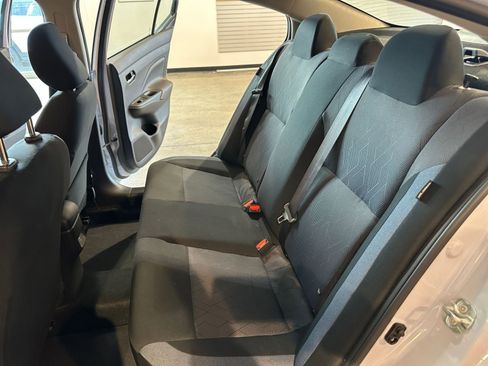 Used 2025 Nissan Versa SV FWD image 38