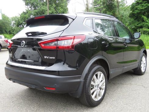 Used 2021 Nissan Rogue Sport SV AWD/4WD image 5