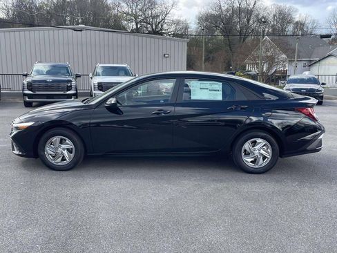 New 2026 Hyundai Elantra SE image 20