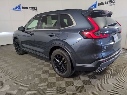Used 2023 Honda CR-V Sport image 3
