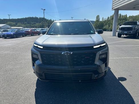 Used 2026 Chevrolet Traverse RS AWD/4WD image 7