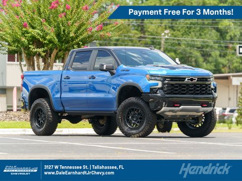 Used 2024 Chevrolet Silverado 1500 ZR2 w/ Technology Package AWD/4WD image 1