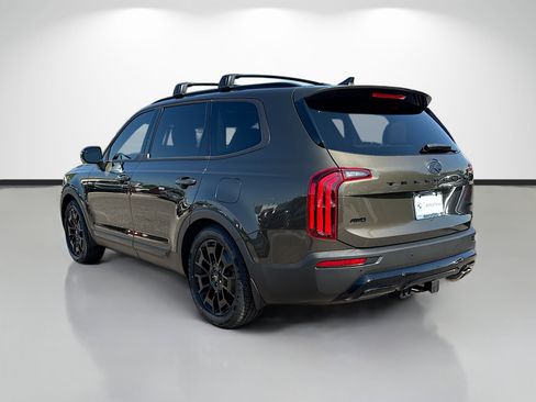 Used 2021 Kia Telluride SX w/ SX Prestige Package image 5