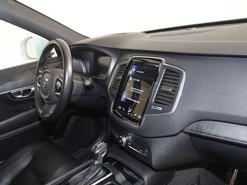 Used 2020 Volvo XC90 T6 Momentum AWD/4WD image 42
