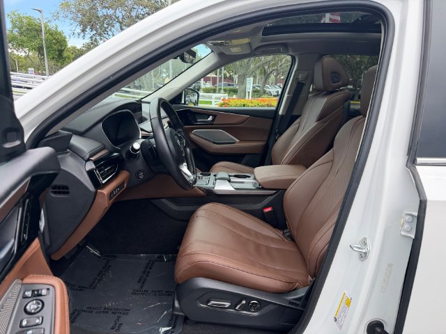 Used 2024 Acura MDX w/ Technology Package FWD image 10
