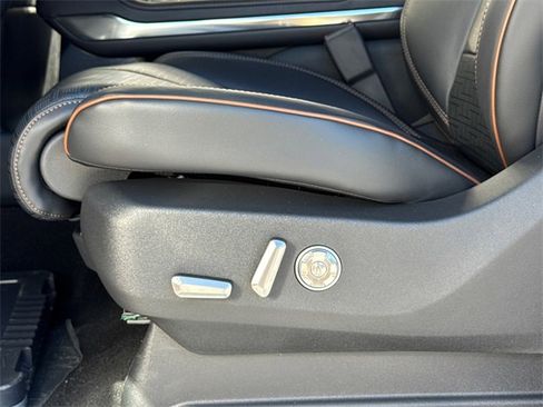 New 2025 Lincoln Navigator Black Label image 29