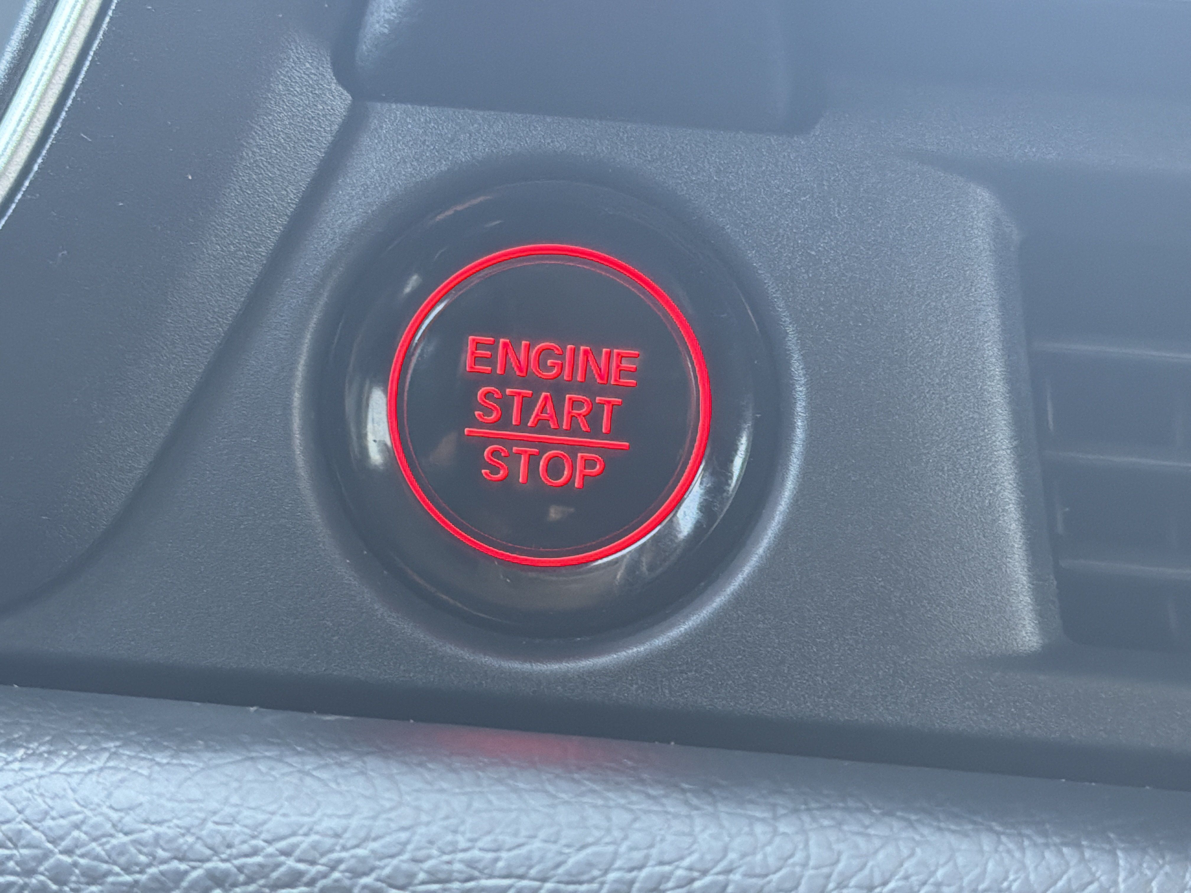 Used 2024 Honda Pilot Elite image 15