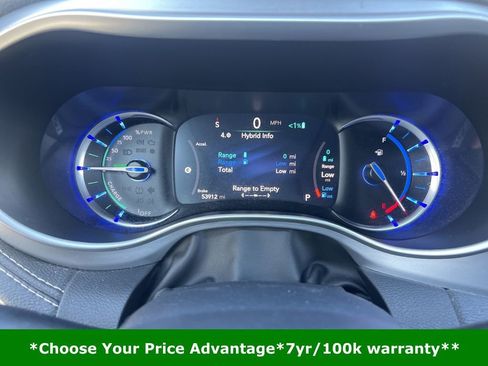 Certified 2022 Chrysler Pacifica Touring-L w/ S Appearance Package image 65