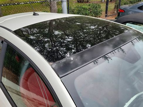 Used 2012 FIAT 500 Abarth w/ Safety & Convenience Pkg FWD image 12