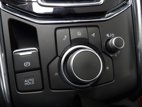 Certified 2022 MAZDA CX-5 Carbon Edition image 33