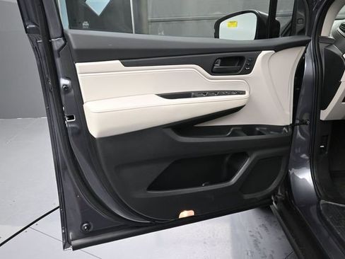 New 2026 Honda Odyssey EX-L image 3