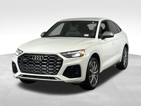 Used 2023 Audi SQ5 Prestige w/ Prestige Package AWD/4WD image 3