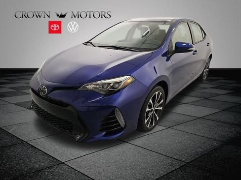 Used 2018 Toyota Corolla SE image 3
