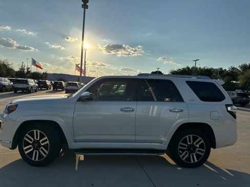 Used 2020 Toyota 4Runner Limited RWD image 6