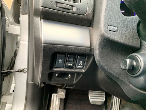 Used 2010 INFINITI G37 Journey w/ Premium Pkg image 10