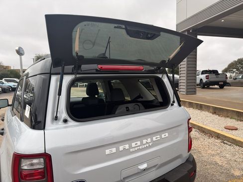 Used 2026 Ford Bronco Sport Badlands image 21