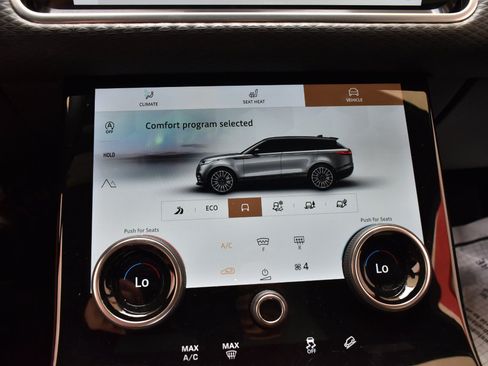 Used 2021 Land Rover Range Rover Velar R-Dynamic S AWD/4WD image 29