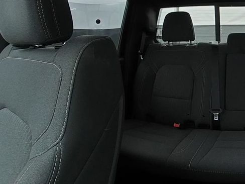 Used 2019 RAM 1500 Big Horn AWD/4WD image 26