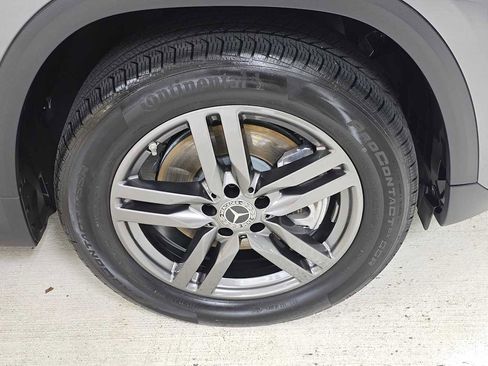 Certified 2026 Mercedes-Benz GLA 250 4MATIC image 9