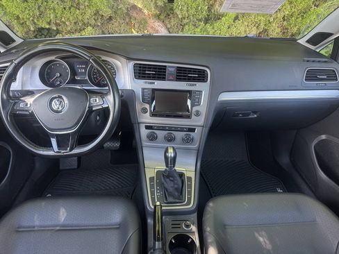 Used 2015 Volkswagen Golf SE w/ Lighting Package FWD image 7