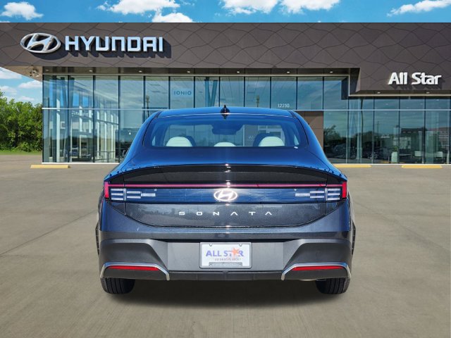 New 2026 Hyundai Sonata SE FWD image 8
