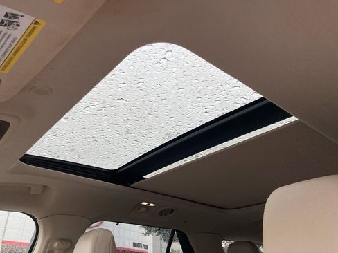 Used 2021 Ford Explorer Limited w/ Equipment Group 301A image 12