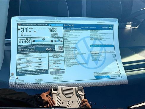 New 2026 Volkswagen Taos SE image 14