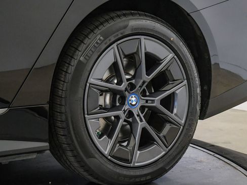 Used 2023 BMW i4 eDrive35 w/ Premium Package RWD image 11