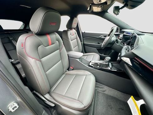 New 2026 Chevrolet Trax RS FWD image 28