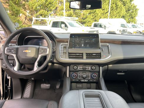 Used 2023 Chevrolet Tahoe LT w/ Luxury Package image 29