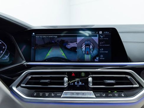 Certified 2022 BMW X5 M50i w/ Executive Package image 18