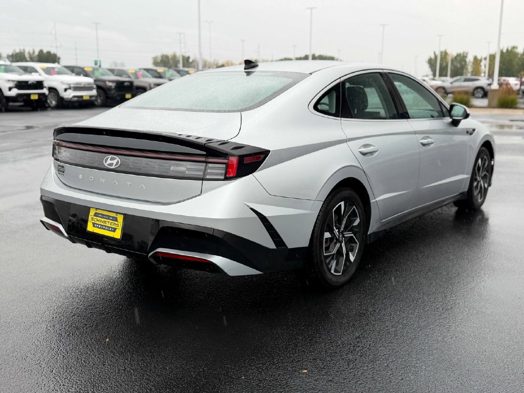 Used 2025 Hyundai Sonata SEL FWD image 7