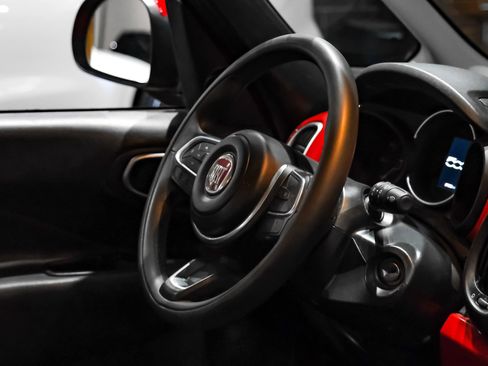 Used 2020 FIAT 500L Pop w/ Chrome Appearance Group FWD image 11