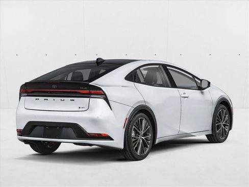 New 2026 Toyota Prius XLE FWD image 2